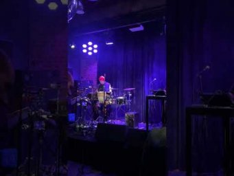 Дмитрий Максимов ft Лев Слепнер. Немного совместныхимпровизаций на @artsredamoscow в клубе Мунк Бар